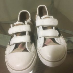 Baby shoes